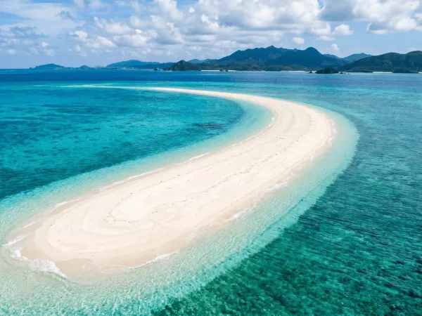 【まるで天国】幻の島・浜島上陸ツアー｜潮が引いた時だけ現れる奇跡の絶景、360度海に囲まれる一生に一度の感動体験