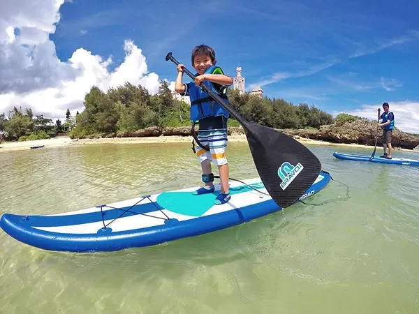 宮古島 SUPクルージング★未経験者大歓迎【うえのドイツ文化村内ビーチ開催・店舗集合・約1時間・6歳以上・1名可・写真撮影＆ワンドリンクサービス付き】