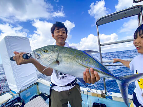 石垣島泳がせ釣り（飲ませ釣り）・フィッシュソング 