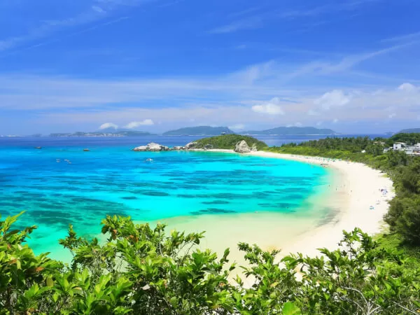 【☆早割★7/10までのお申込みで50％OFFモニターキャンペーン価格実施中！】『渡嘉敷島』2大ビーチ「阿波連ビーチ」海水浴＆「とかしくビーチ」海亀シュノーケル★チャータークルーザープラン【那覇発・渡嘉敷上陸・船乗船料＆お昼代込・約8時間】