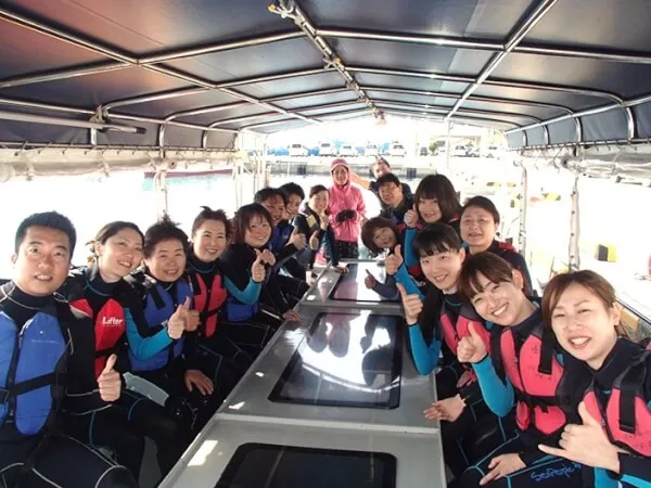 青の洞窟シュノーケル。