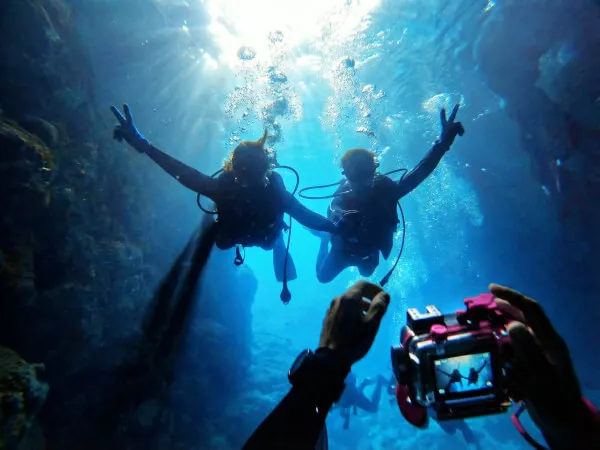 ダイビングの浮遊感を楽しめます