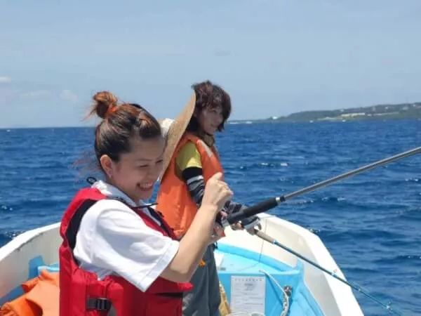 ★自社HP用★沖縄「船釣り」手ぶらちょい釣り体験！■2時間コース