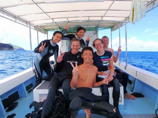 1476862453200557518579