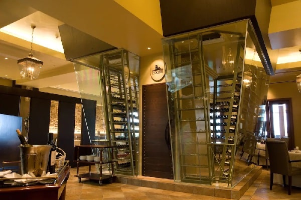 エグゼス　レストラン