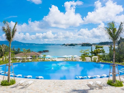 ハレクラニ　プール