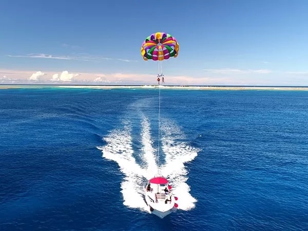 パラセーリング