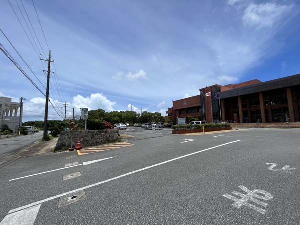 02豊見城総合_駐車場