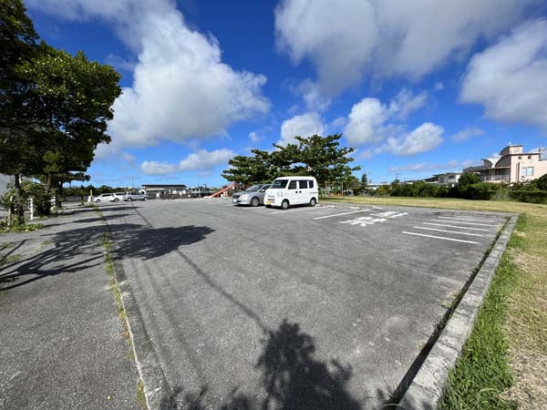 02長田門原_駐車場
