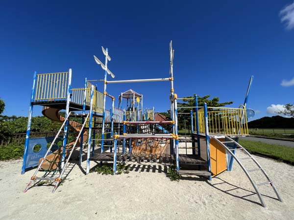 03ロンドンの杜_遊具1