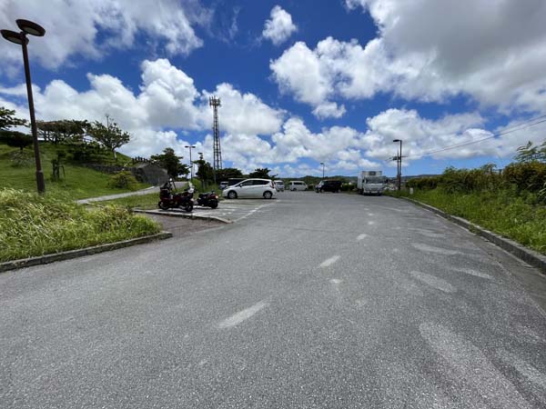 03本部公園_駐車場