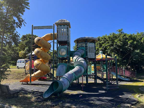 04喜屋武公園_遊具3