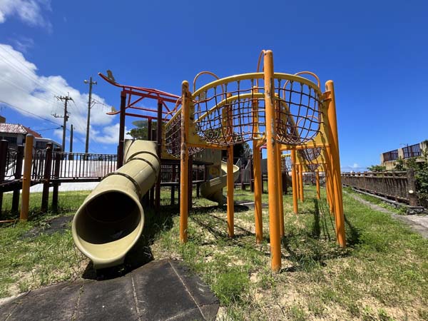 05山巓毛公園_遊具3