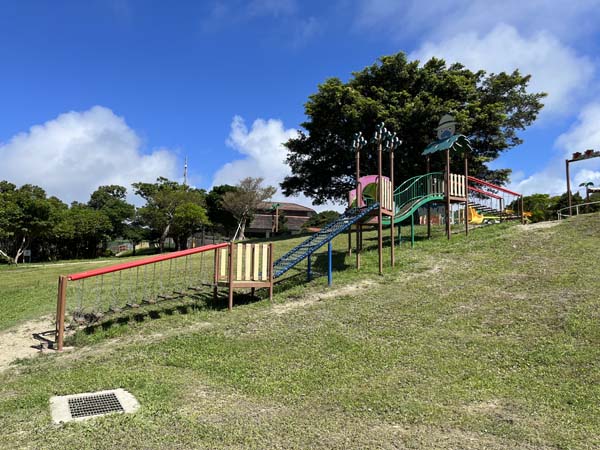 06グスクロード公園_遊具4