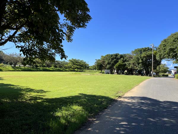 06喜屋武公園_広場2