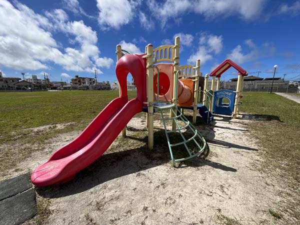 06屋宜原中央_遊具3