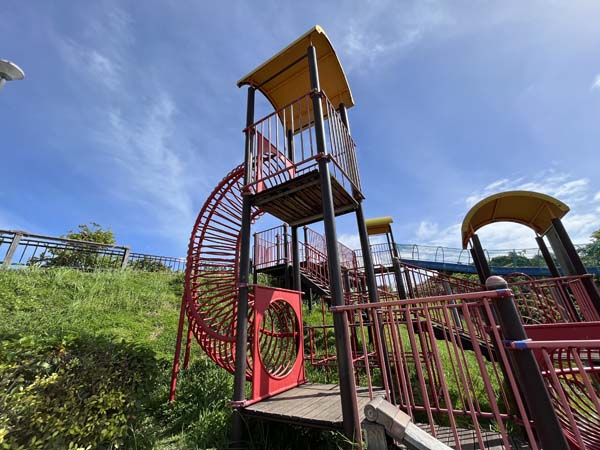 07海軍壕公園_遊具5