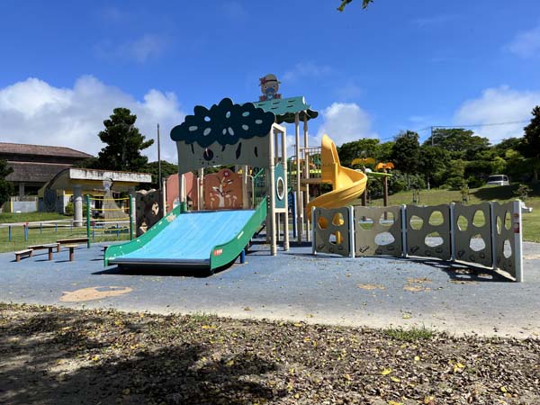 08グスクロード公園_遊具6