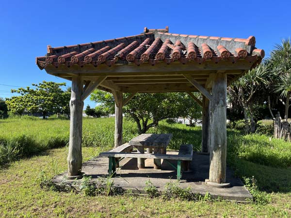 08喜屋武公園_休憩所