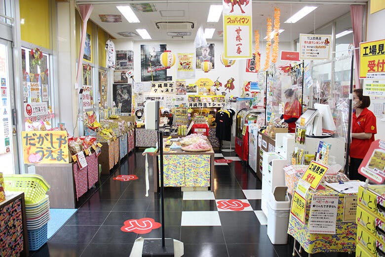 上間商店｜上間商店（内観）