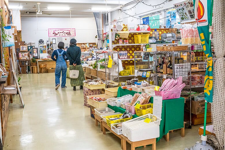 宮古島市公設市場｜市場内観