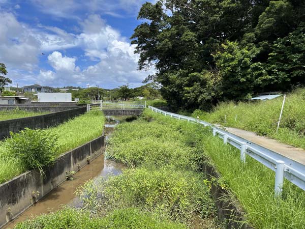 13漢那農村_親水公園-小川