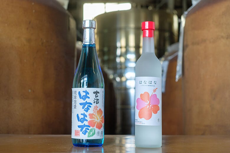 神谷酒造所|「はなはな3年古酒25度720ml」と「はなはなハイビスカス酵母仕込27度500ml」