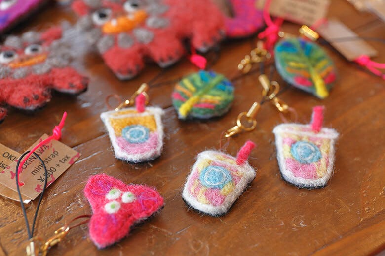 okinawasun(オキナワサン)|スムージーを模した小物