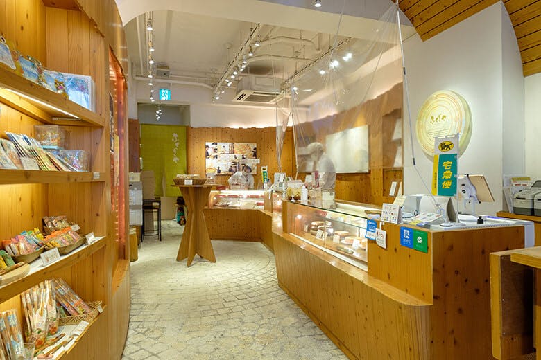 ふくぎや|国際通り店内観