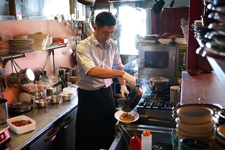 SOLEMARE(ソレマーレ)|オーナーシェフ