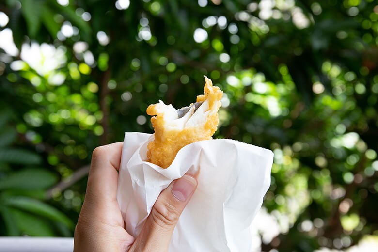 上間弁当天ぷら店｜かじられた魚てんぷら