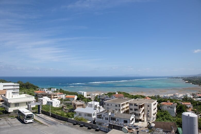 比嘉酒造|工場から見える景色