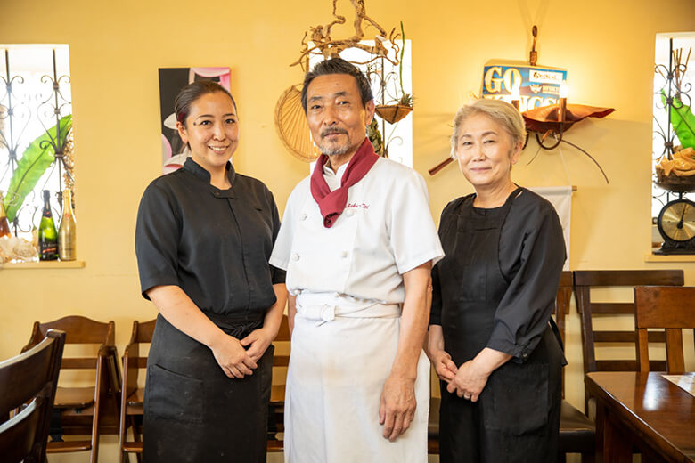 ばくばく亭|前代表でシェフの相澤好範さんと、ご家族