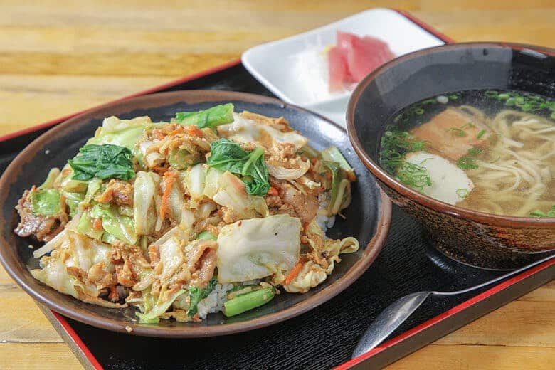 やちむん食堂｜ちゃんぽんセット