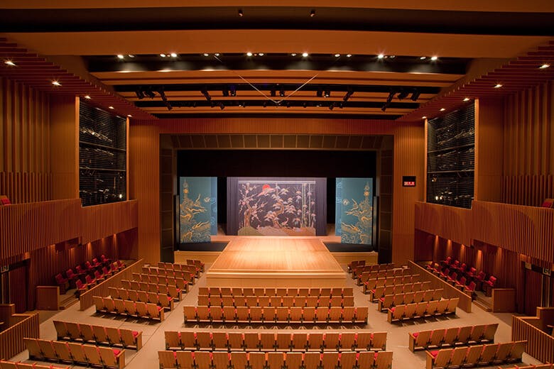 国立劇場おきなわ｜劇場内観