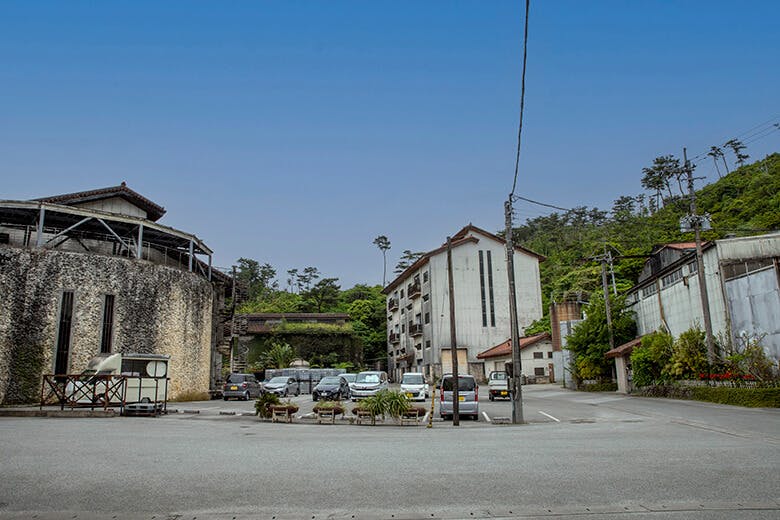 ヘリオス酒造|工場外観