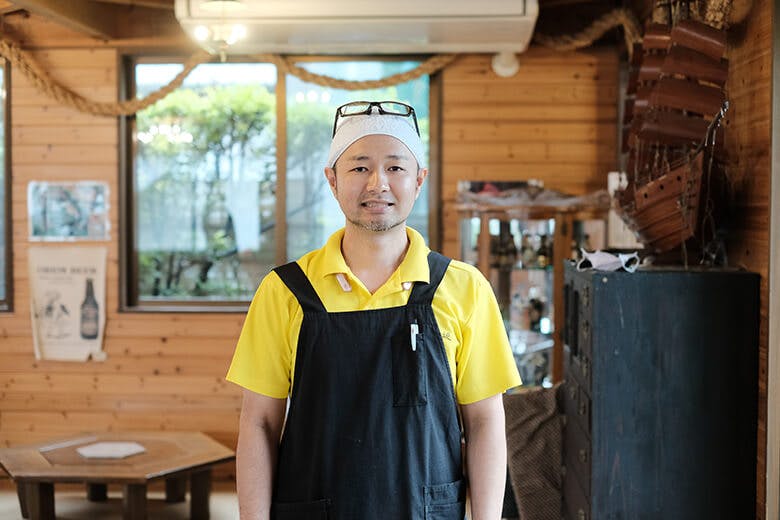 楚辺(そべ)|店主の國吉真さん