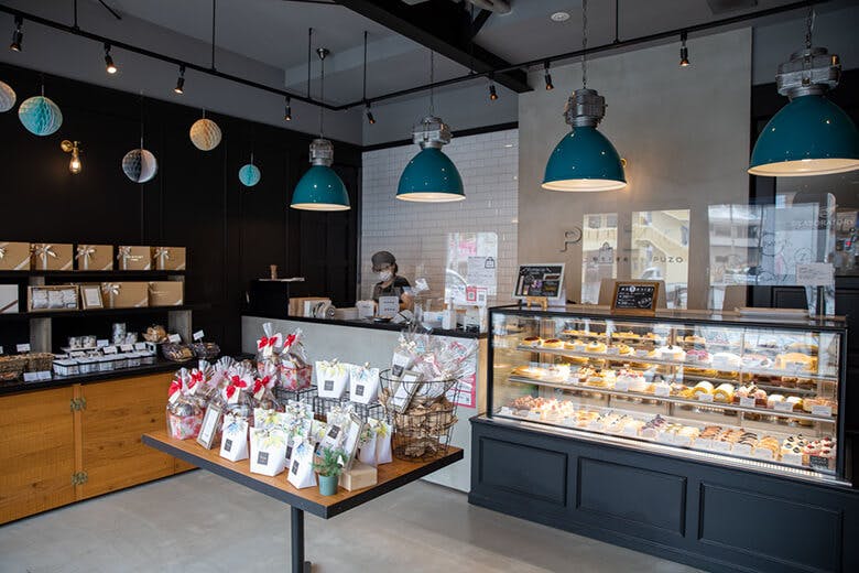 プーゾチーズケーキセラー|豊見城店内観