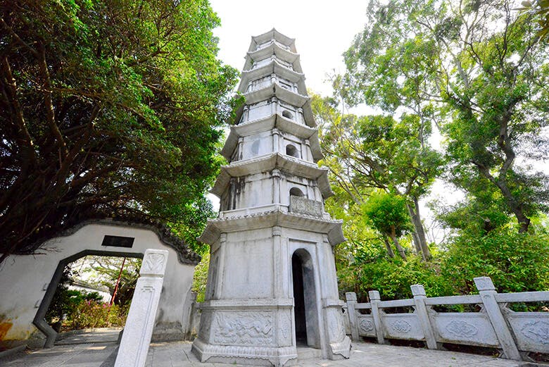 福州園|白塔(はくとう)