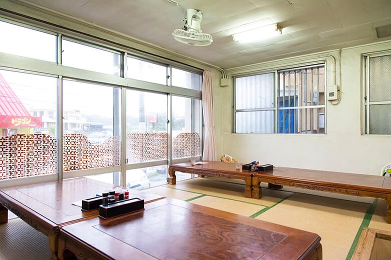 海洋食堂|座敷の店内