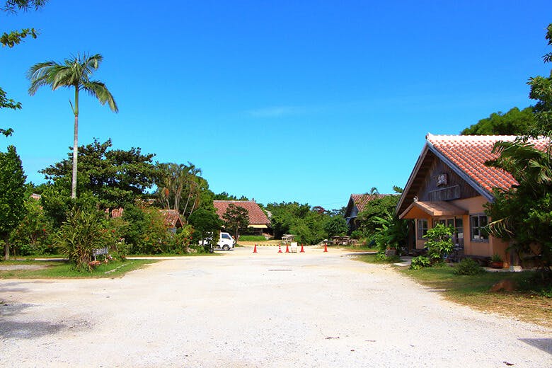 やちむんの里｜里の街並み