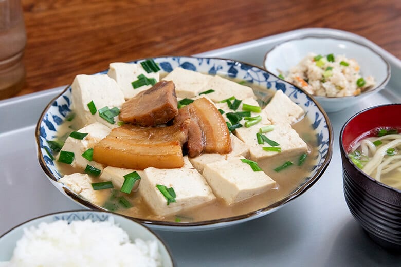 海洋食堂|おすすめの「豆腐ンブサー(炒め煮)」