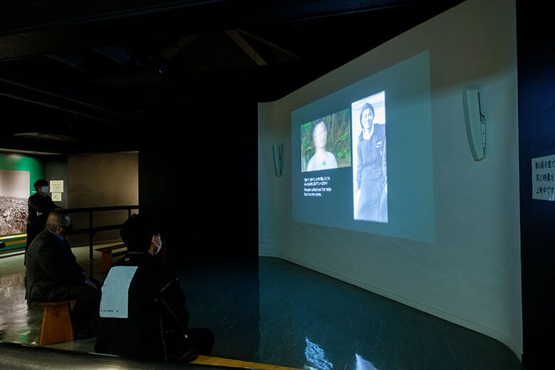 ひめゆり平和祈念資料館|第三展示室の証言映像