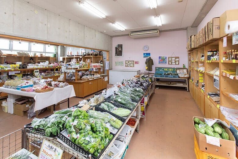 今帰仁の駅そ～れ｜施設内観