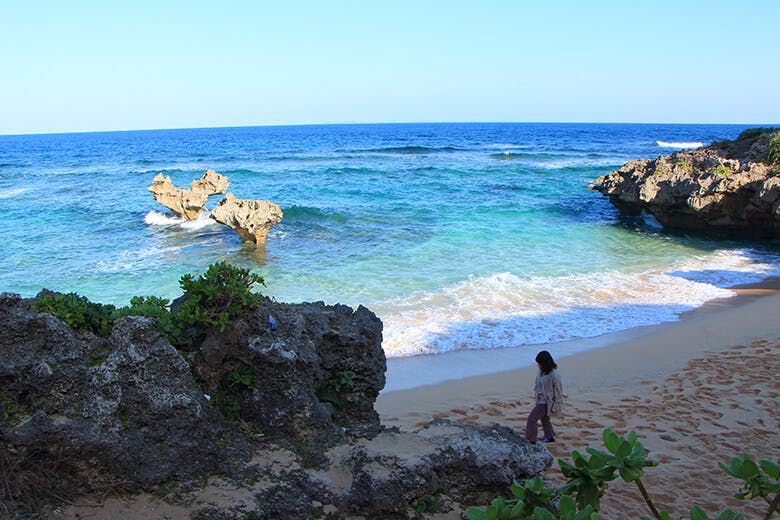 古宇利島ハートロック｜ティーヌ浜