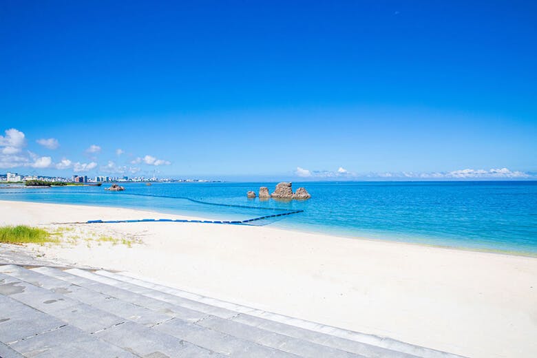 アラハビーチ｜クラゲ防止ネットが設置されたビーチ