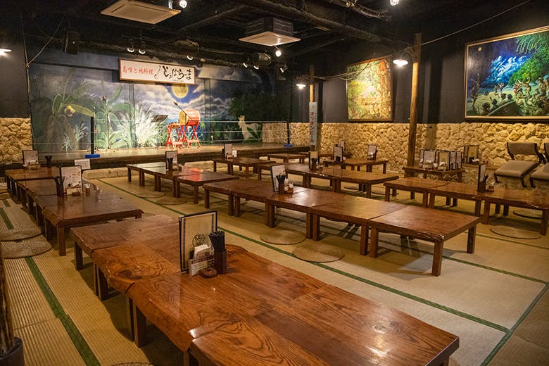 島唄と地料理
