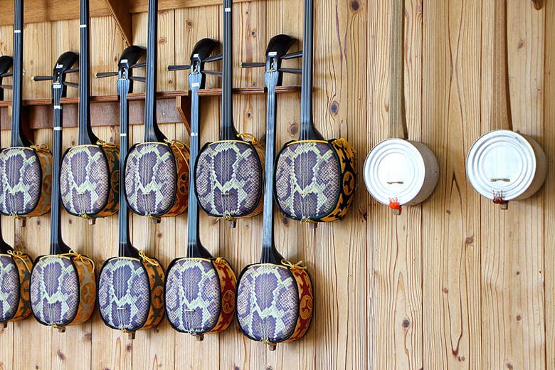 もとぶ元気村|三線教室の三線