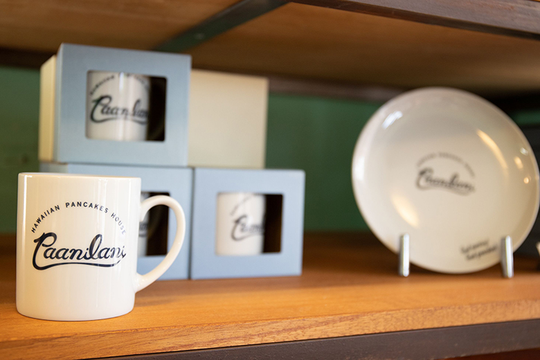 田中果実店｜販売されているマグカップやお皿