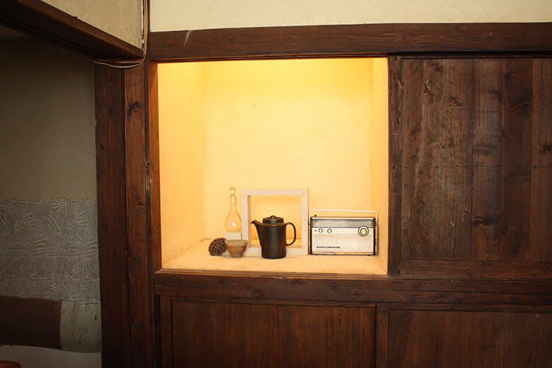 ハコニワ｜ディスプレイされているレトロなインテリア雑貨